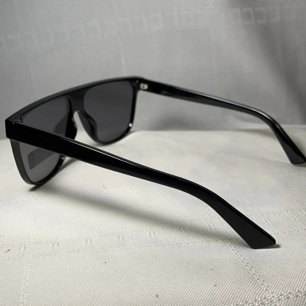 FGX nwot black
